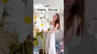 DIY Giant Paper Daisy