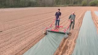 Terrateck - Manual mulch layer for woven mulch