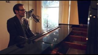 Singer Pianist Scott Grant - Available from AliveNetwork.com