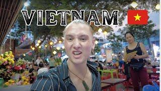 $1.20 Snail Street Food in Vietnam 