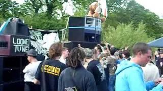 AZTEK, CHEMICALLY DRIVEN & LOONEY TUNEZ LINK UP & FRENCH TEK 2009 (3)