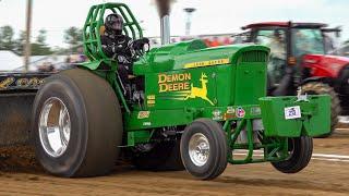 Tractor pulling 2024: 8500 Limited Pro Tractors. The Pullers Championship friday session.