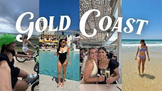 A weekend in the Gold Coast | Cali beach club, surfing for the first time, Gold Coast vlog