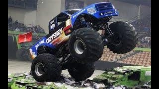 Lo nunca visto con  bigfoot monster truck