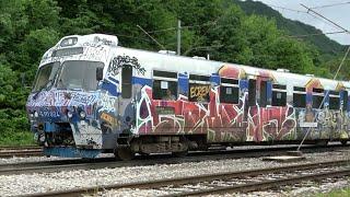 Croatian Railroad passenger train 4001, Ganz Mavag 6111 024 Skrad, 11.6.2023