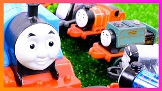 Mini Trains Here - Let's Learn Colors with Thomas & Friends