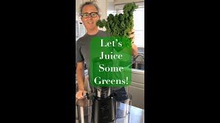 Juicing Kale & Pineapple On The Nama J2 Juicer!