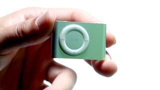 iPod Shuffle In 2025! (Still Worth Buying?) (Review)