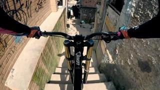 Steep Urban Mountain Biking Down a Rio Favela | Filip Polc's POV