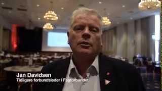 Jan Davidsen synger Frem kamerater