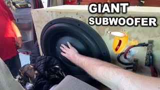 GIANT SUBWOOFER VIDEO SUBWOOFER FLEX