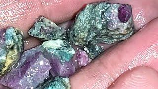 I got top quality ruby ​​when I broke rough corundum | Pak Gems Info