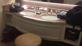 Gaylord Texan - Suite Tour