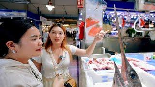 Crazy Eating Live Queen Shrimp - Enjoying 11 Grilled Dishes in Mallorca, Spain | SAPA TV