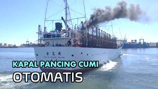 Mancing Cumi-Cumi Luar Biasa - KAPAL PANCING CUMI OTOMATIS KOREA.