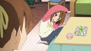 Yui tries to eat sandwiches 【K-ON!】