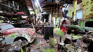 Exploring An ABANDONED Fossil Collectors House With HIDDEN CARS Left For 40 Years - Abandoned Places