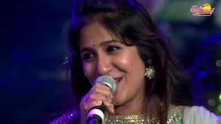 Mano & Shweta Mohan Dancing for அத்தைக்கு  பிறந்தவளே  Aathangare #MusicTube #Saadhagaparavaigal