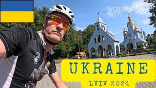 Road bike tour in Ukraine? That's what awaited me on the way to Zhovkva 