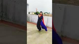 badal ko barasne se️️️ #short #dance #shortsvideo #bollywood #youtubeshorts