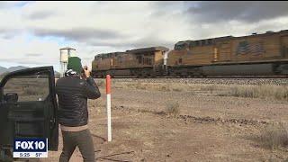 Arizona photographer shares passion of trains with others | FOX 10 News