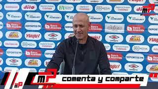 Conferencia de prensa del técnico Eduardo Espinel, antes de su debut con Olimpia en la Liga Nacional