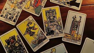 Eine Nachricht des Schicksals über deine Zukunft! | Tarot