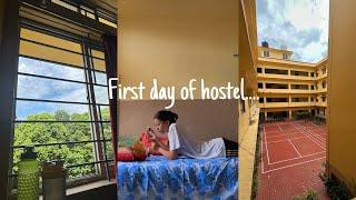 FIRST day of hostel vlog 𐙚