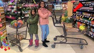 Kids Pretend Play Shopping for Healthy Food Challenge!!