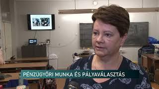 Hamis termékek, netes csalások, adathalászat - a pénzügyőrök munkájával is megismerkedtek a diákok