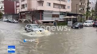 Durrës, shiu përmbyt biznese, banesa dhe rrugët e qytetit