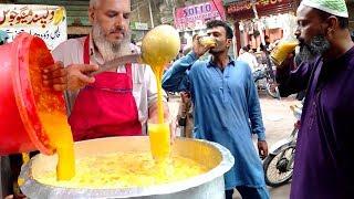 MANGO JUICE | Ice Mango Milk Shake Street Drink Of Karachi Pakistan | Summer Special Drink