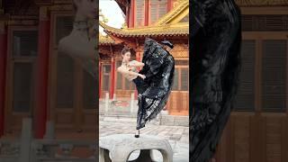 论舞蹈生和马面裙的适配度 #舞蹈生 #东方美学 #一字马 #马面裙 #血脉觉醒变装