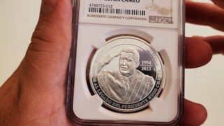 Esta moneda de Hugo Chávez es interesante