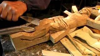 Wood carving - scultura su legno.avi