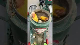 Efficient Feed Pellet Production: Inclined Roller Machine for Balanced Pressure
