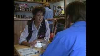 Home & Away - Roxanne Miller (Lisa Lackey) first appearance part 1 1992