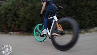 The best Skid in the World - FixedGear - Incredibile Compilation Dafnefixed