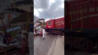 Train in Antananarivo (Lalana Raketamanga Ratsimba) on Thursday 279h February 2024Madarail BB 1207