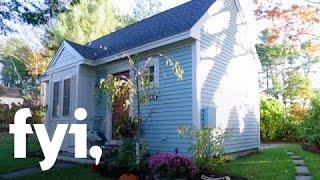 Tiny House Hunting: Touring the Sandpiper (S1, E8) | FYI