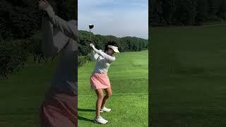 파워샷 솔루션백스윙은 클 필요없지만 피니쉬는 끝까지 해요예쁜여자골퍼 Great swing#golf #shorts 류미경프로