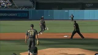 One Of The Prettiest Double Plays You'll Ever See