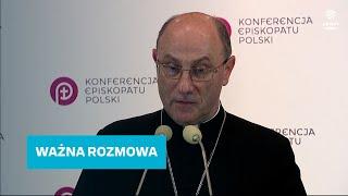 Spotkanie episkopatu za zamkniętymi drzwiami. "Udało się wziąć biskupów za ręce"