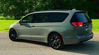 2020 Chrysler Pacifica Red S Edition exclusive minivan new look premium interior