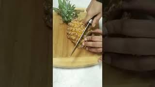 How to cut pineapple easy & quick / #shorts