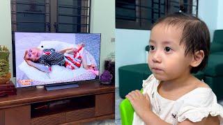 Diem couldn't take eyes off the TV when she saw Monkey Kaka on it