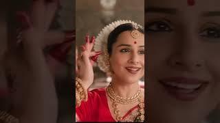 BB3  Ami Je Tomar 3 0 Video   Vidya Balan, Madhuri Dixit   Shreya G, Amaal M, Pritam, Sameer