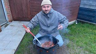 Das härteste Video meines Lebens ! (Gulasch im Kazan)