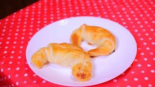 Croissant  di mare - Antipasto veloce con pasta sfoglia e gamberi