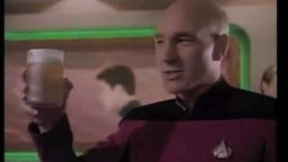 Star Trek: Patrick Stewart Singing